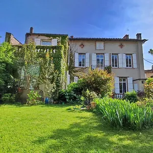 La Prévôté Bed and breakfast