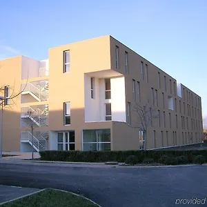 Séjours&affaires Apartahotel