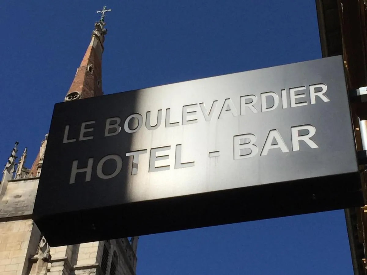 **  Hotel Le Boulevardier Lyon France
